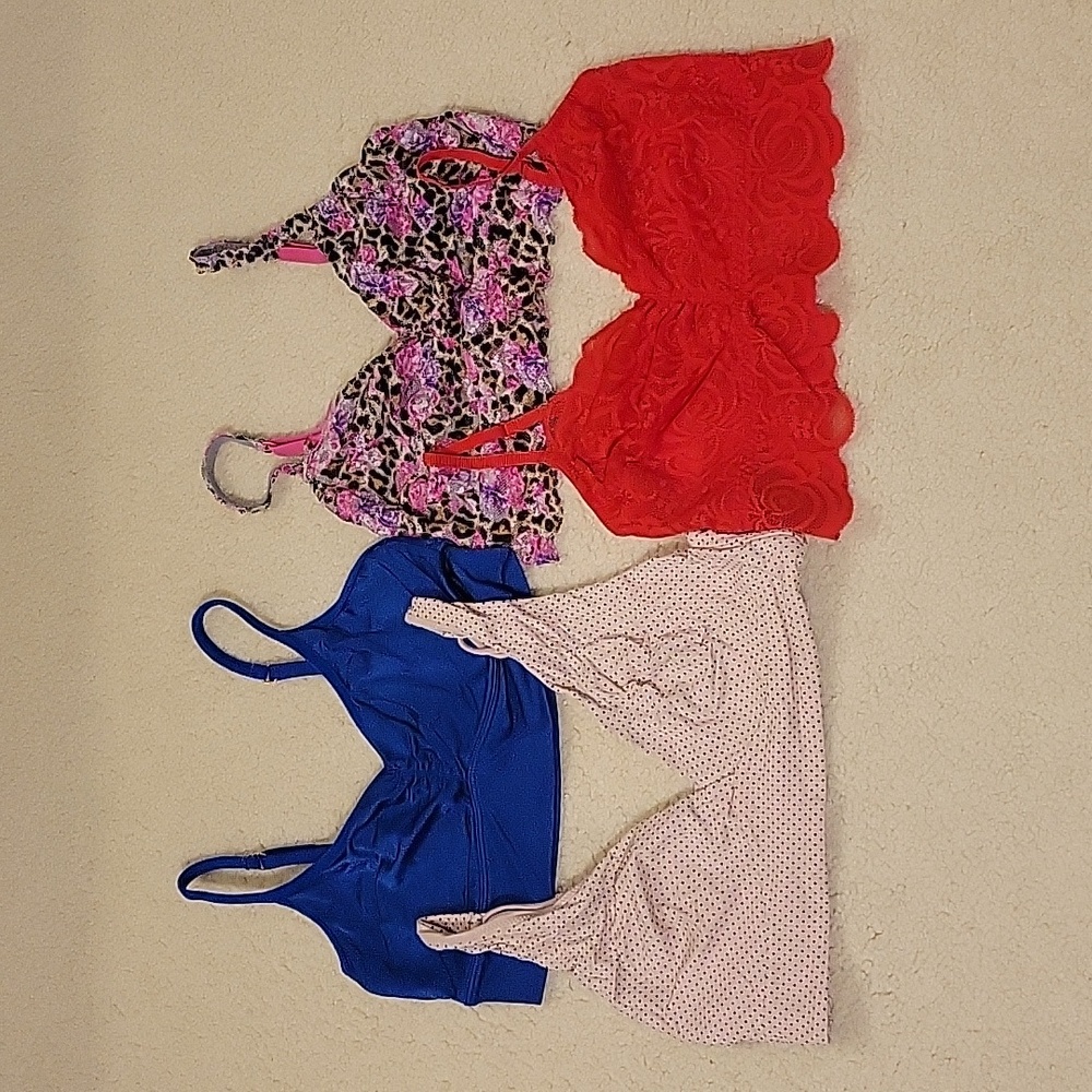 4 Bra Bundle - Size Small